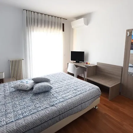 Central Holiday Homes Appartamento Matera